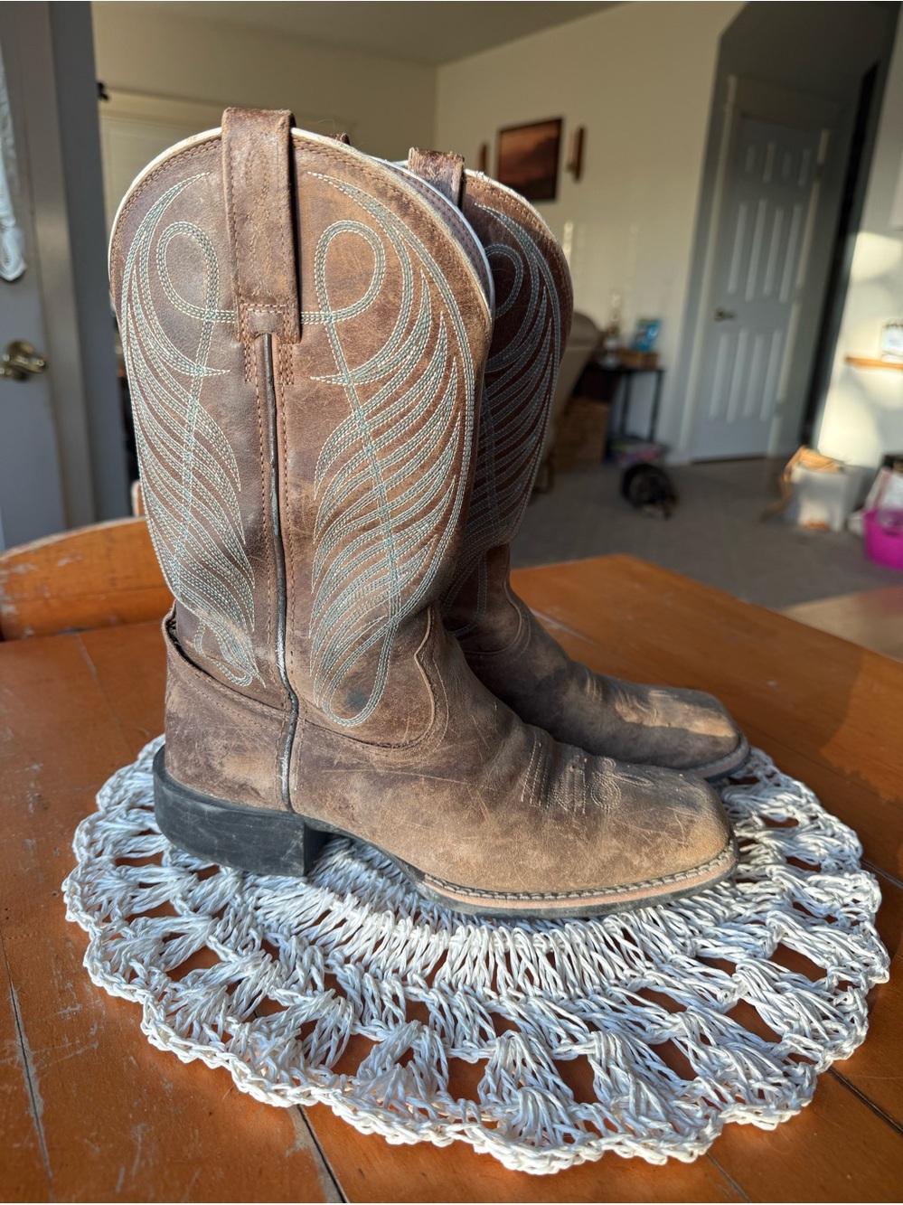 Ariat Round Up Square Toe Boots